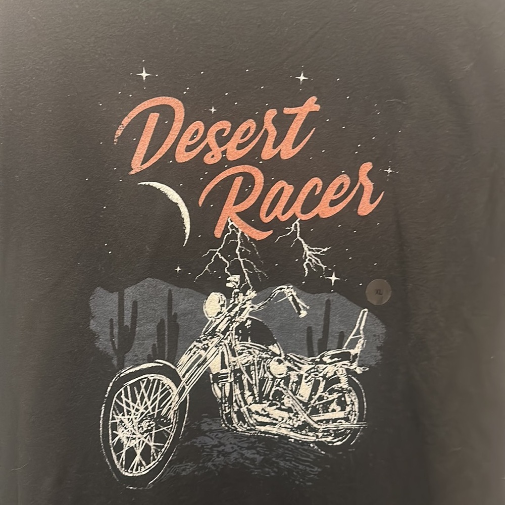 Desert Racer Graphic Tee - Picture 2 of 3